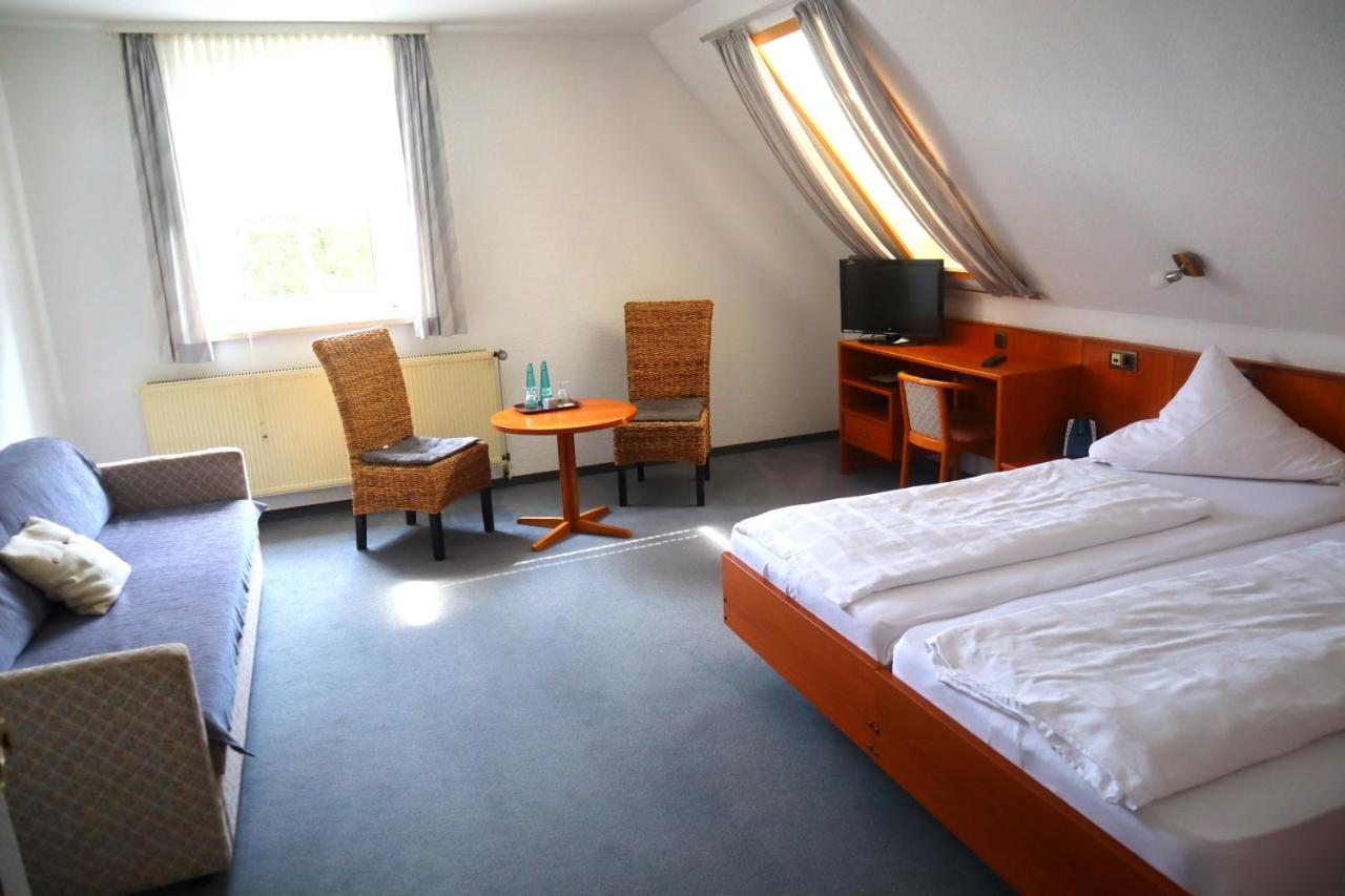 Hotel Pension Zur Harburg Uslar Exteriér fotografie
