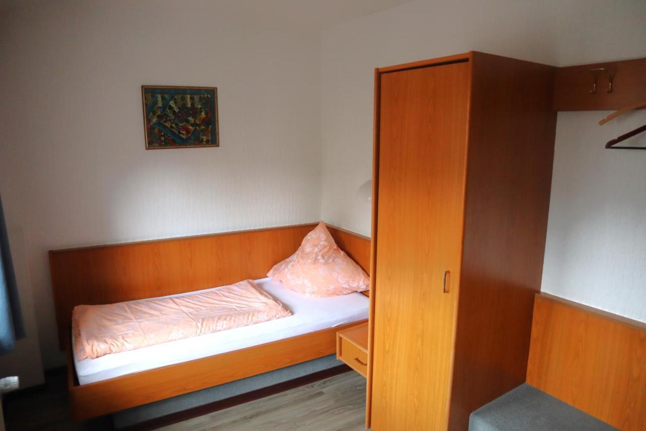 Hotel Pension Zur Harburg Uslar Exteriér fotografie