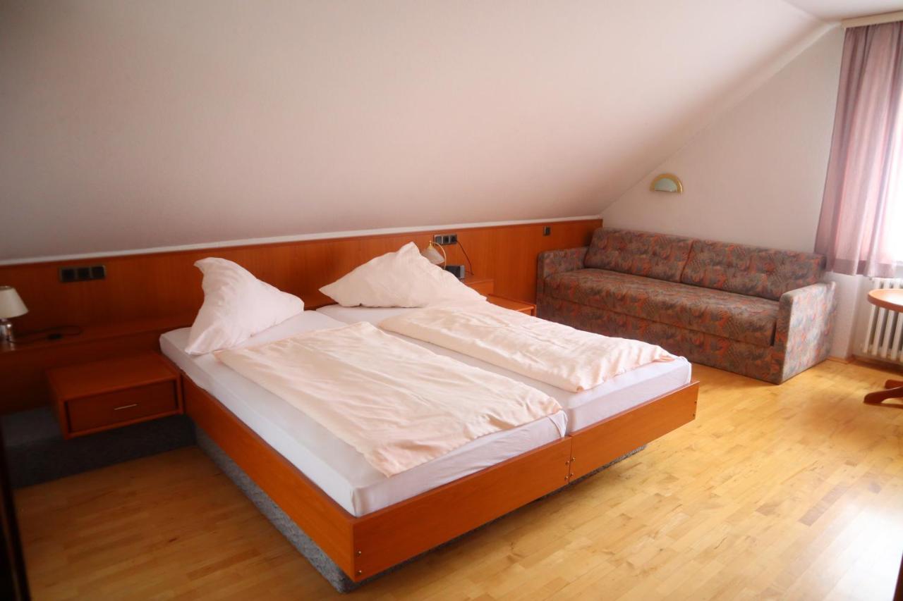 Hotel Pension Zur Harburg Uslar Exteriér fotografie