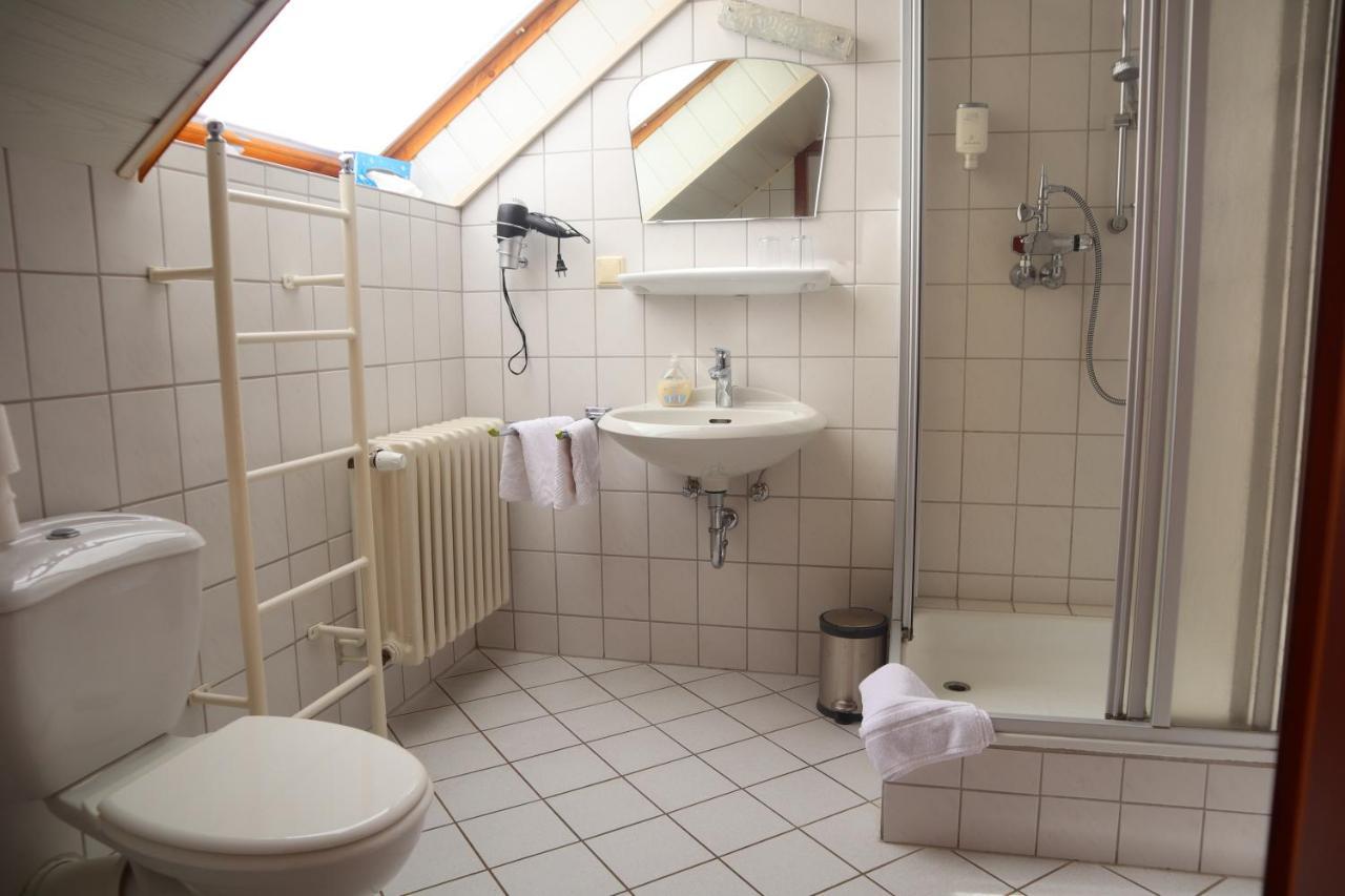 Hotel Pension Zur Harburg Uslar Exteriér fotografie