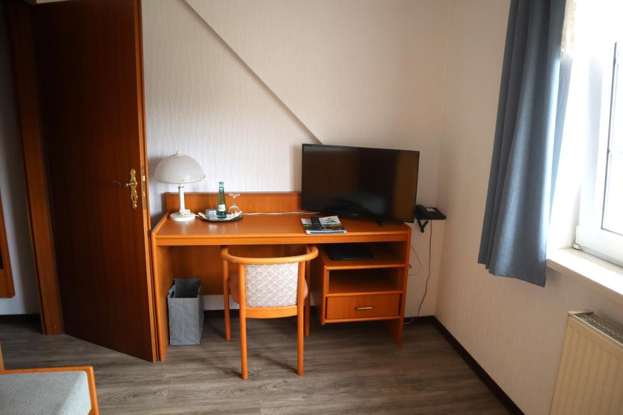 Hotel Pension Zur Harburg Uslar Exteriér fotografie