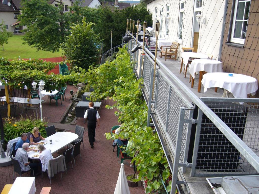 Hotel Pension Zur Harburg Uslar Exteriér fotografie